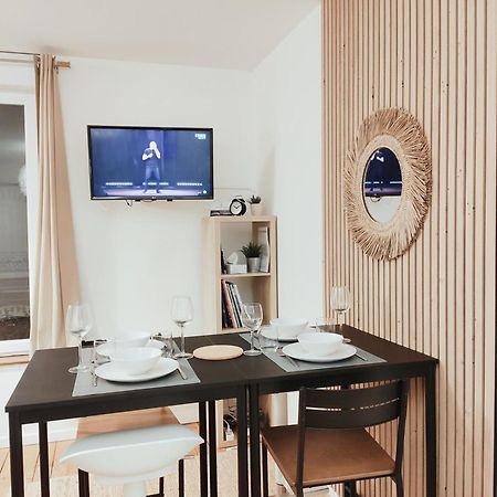 Chaleureux T2 Au Style Vintage - Rue Gratuite Apartment Amiens Bagian luar foto